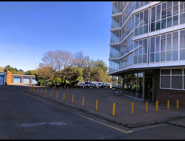 2 BEDROOM FLAT FOR SALE IN ARCON PARK
